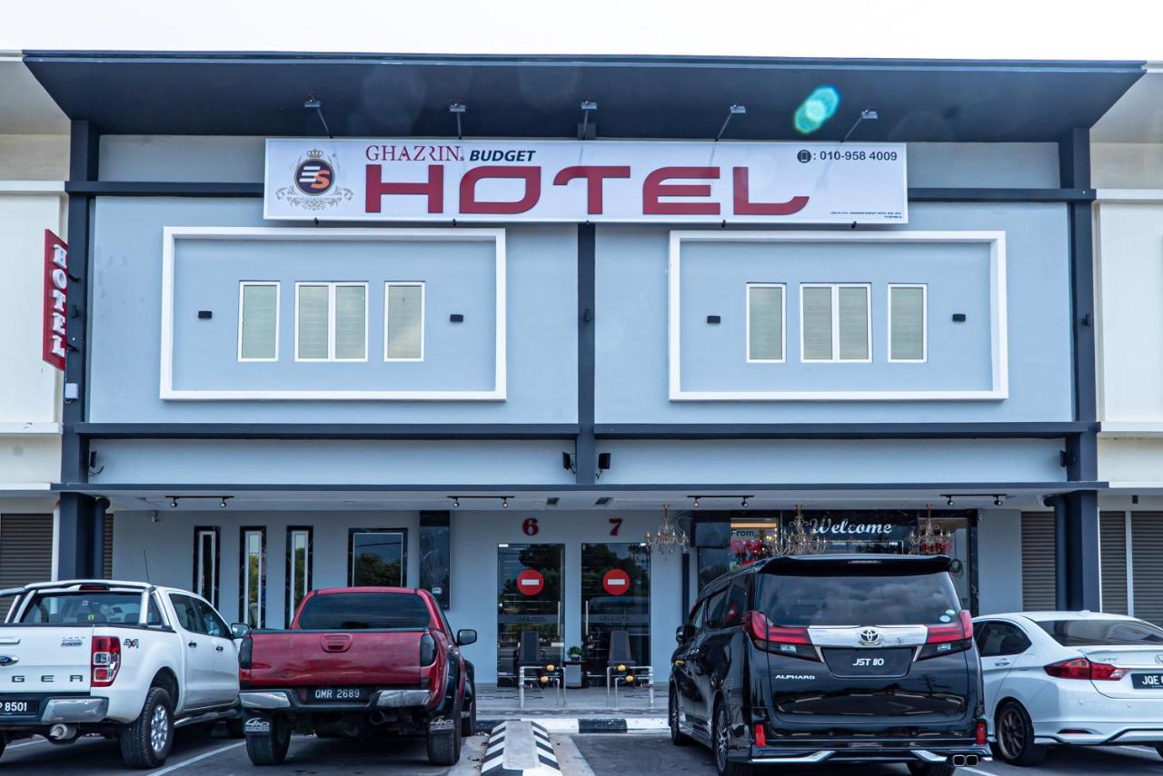 Hotel Ghazrins Desaru Pengerang Esterno foto