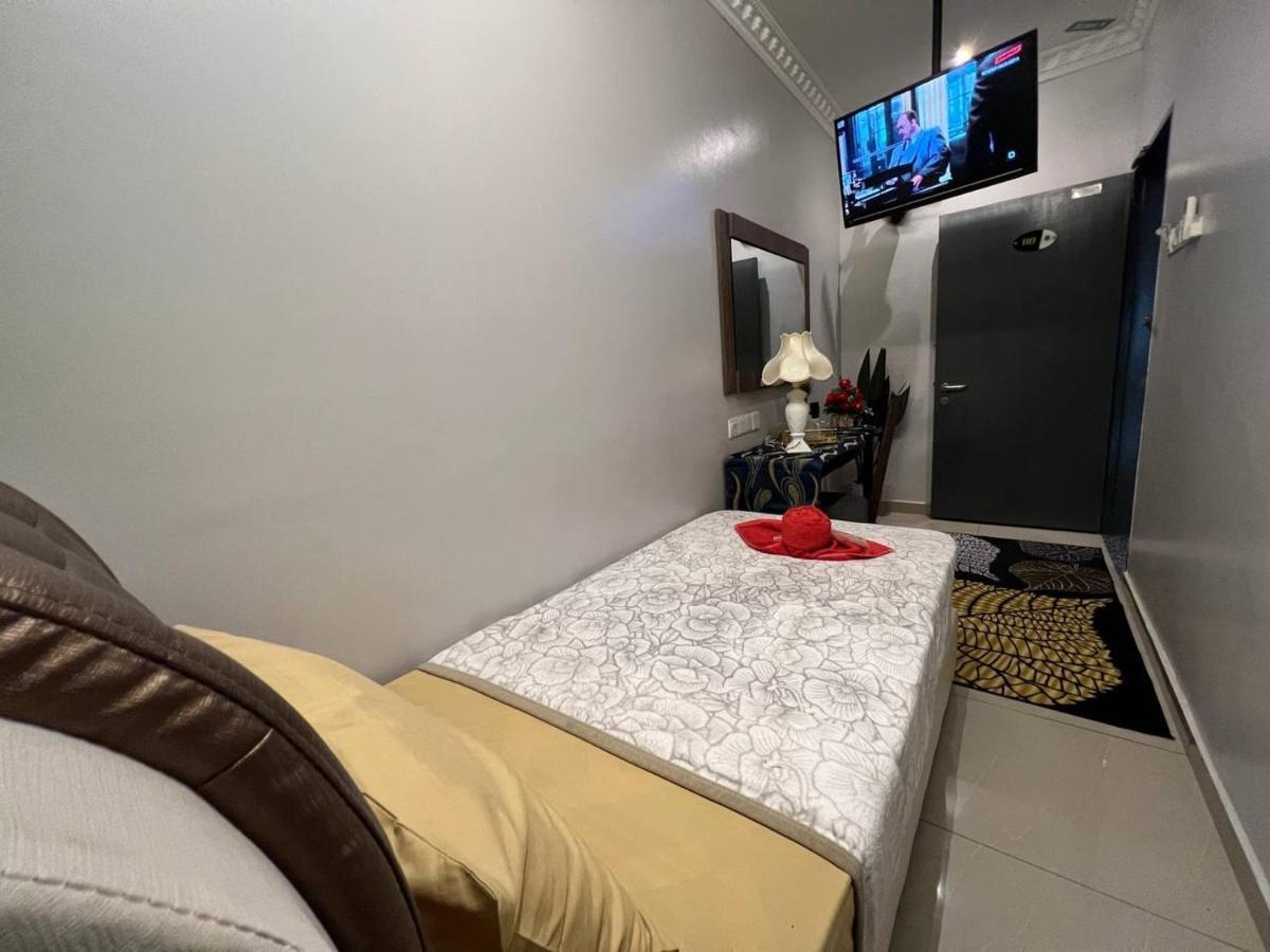 Hotel Ghazrins Desaru Pengerang Esterno foto