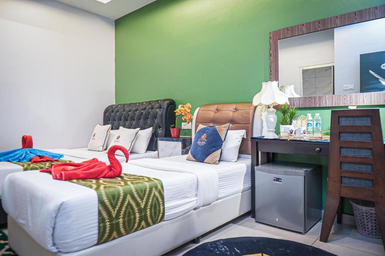 Hotel Ghazrins Desaru Pengerang Esterno foto