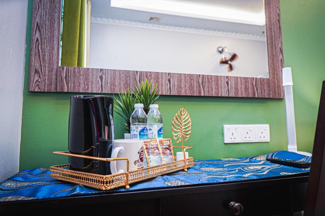 Hotel Ghazrins Desaru Pengerang Esterno foto