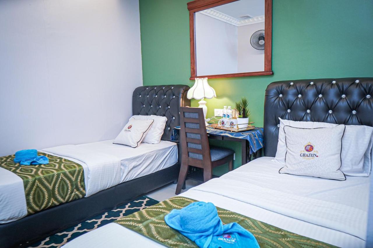 Hotel Ghazrins Desaru Pengerang Esterno foto
