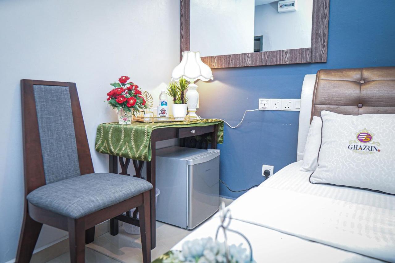 Hotel Ghazrins Desaru Pengerang Esterno foto
