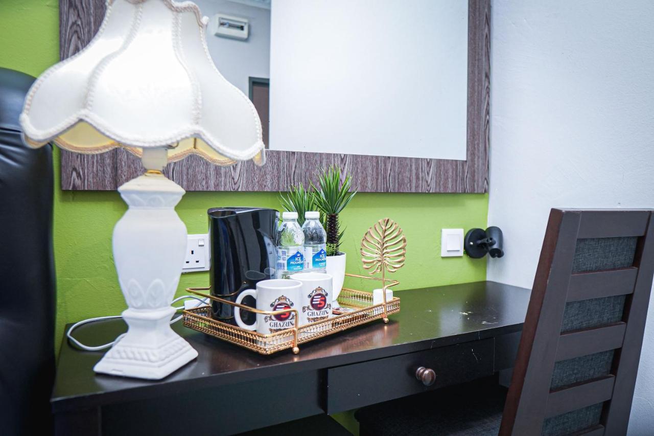 Hotel Ghazrins Desaru Pengerang Esterno foto