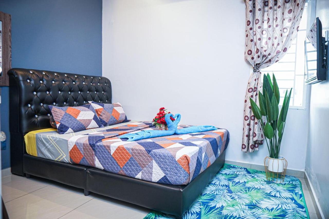 Hotel Ghazrins Desaru Pengerang Esterno foto