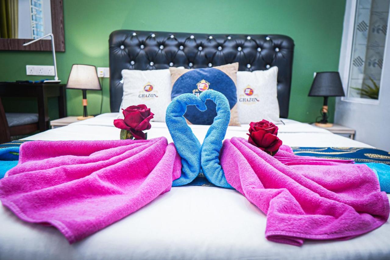 Hotel Ghazrins Desaru Pengerang Esterno foto