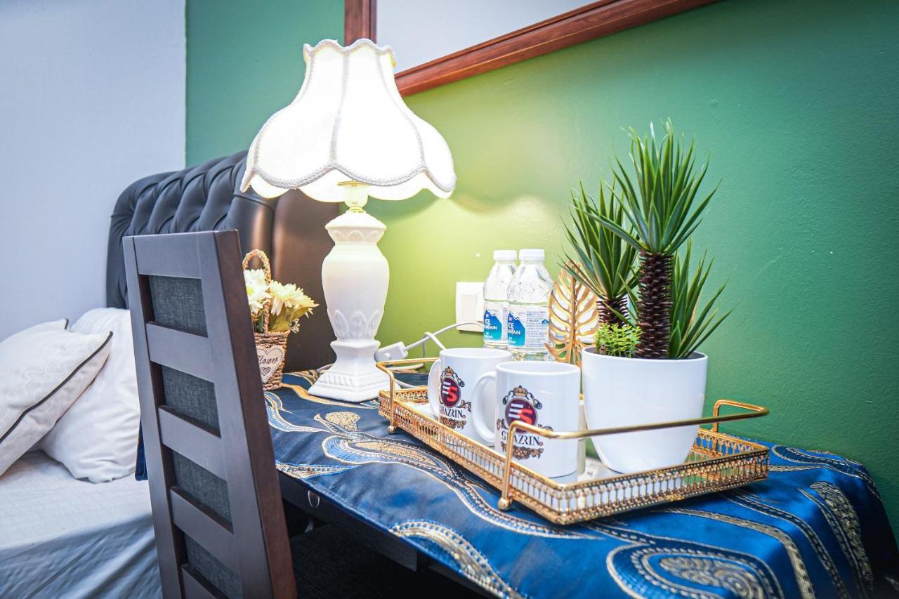 Hotel Ghazrins Desaru Pengerang Esterno foto